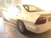 Bán xe Honda Accord đời 1995, màu trắng, giá tốt