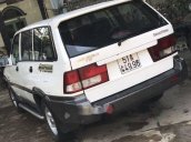 Cần bán gấp Ssangyong Musso đời 2002, màu trắng