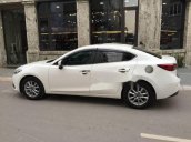 Bán gấp Mazda 3 1.5AT 2016, màu trắng, giá 655tr