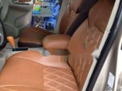 Cần bán Toyota Innova năm sản xuất 2013, màu bạc chính chủ, giá tốt