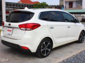 Bán ô tô Kia Rondo AT 2016, trắng, lướt nhẹ 8000km mới cứng