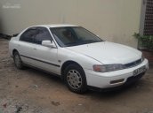 Cần bán xe Honda Accord đời 1995, màu trắng, nhập khẩu