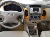 Cần bán lại xe Toyota Innova G năm 2009, màu bạc đã đi 82000 km, giá 425tr