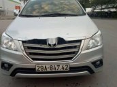 Cần bán xe Toyota Innova sản xuất năm 2008, màu bạc còn mới, giá tốt