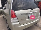 Cần bán Toyota Innova sản xuất 2006, màu bạc chính chủ