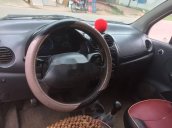 Gia đình cần bán xe Daewoo Matiz đời 2004, màu trắng