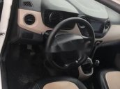 Cần bán xe Hyundai i10 đời 2014, màu trắng chính chủ, 256tr