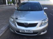 Cần bán gấp Toyota Corolla Altis đời 2010, màu bạc xe gia đình, 540tr