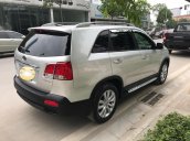 Cần bán lại xe Kia Sorento năm 2010 màu bạc, giá chỉ 650 triệu