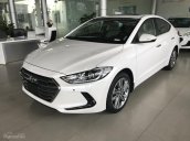 Bán Hyundai Elantra 2.0 AT full options, hỗ trợ trả góp 85% giá trị xe - Hotline: 0935.90.41.41 - 0948.94.55.99