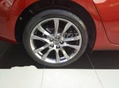 Bán ô tô Mazda 6 2.0 Premium năm 2018, màu đỏ, giá 899tr