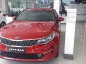 Bán xe Kia Optima 2.0 AT đời 2018, màu đỏ