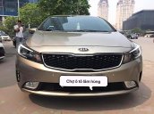 Chính chủ bán Kia Cerato 1.6 AT 2016, màu vàng cát