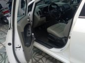 Chính chủ cần bán xe Kia K3 sản xuất 2016, màu trắng