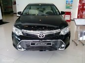 Bán xe Toyota Camry 2.5 Q sản xuất 2018, màu đen