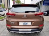 Cần bán xe Hyundai Tucson 2.0AT đời 2016, màu nâu, xe nhập chính chủ