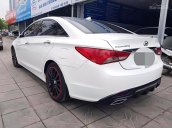 Cần bán lại xe Hyundai Sonata 2.0 AT năm 2013, màu trắng, xe nhập 