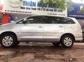 Cần bán gấp Toyota Innova 2.0G đời 2012, màu bạc, xe gia đình, 498 triệu