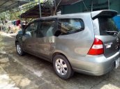 Bán xe Nissan Grand livina sản xuất năm 2011, màu bạc, giá tốt