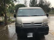 Cần bán gấp Toyota Hiace 2009, màu bạc, 300tr