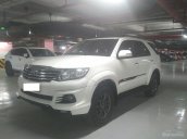 Bán xe Toyota Fortuner TRD Sportivo 4x2 năm 2015, màu trắng chính chủ