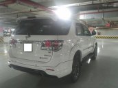 Bán xe Toyota Fortuner TRD Sportivo 4x2 năm 2015, màu trắng chính chủ