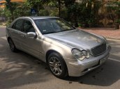 Bán xe Mercedes-Benz C class năm 2002 màu bạc, giá 162 triệu