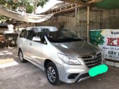 Bán Toyota Innova E năm sản xuất 2015, màu bạc, giá tốt