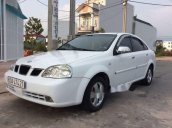 Cần bán gấp Daewoo Lacetti sản xuất năm 2004, màu trắng, giá tốt