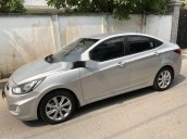 Cần bán Toyota Vios sản xuất 2015, màu bạc, giá chỉ 390 triệu