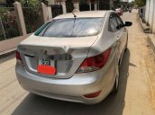 Cần bán Toyota Vios sản xuất 2015, màu bạc, giá chỉ 390 triệu