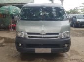 Bán xe Hiace Van 6 chỗ rất đẹp