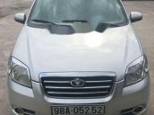 Cần bán gấp Daewoo Gentra 2009, màu bạc, giá 162tr