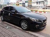 Cần bán gấp Mazda 3 1.5AT sản xuất 2015, màu đen chính chủ, hỗ trợ vay lãi suất thấp