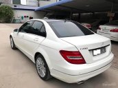 Chính chủ bán Mercedes C250 đời 2011, màu trắng, bản Full