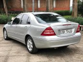 Bán xe Mercedes C200 năm 2004, màu bạc, bản Elegance full options