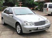 Bán xe Mercedes C200 năm 2004, màu bạc, bản Elegance full options