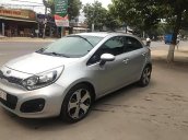 Cần bán gấp Kia Rio đời 2012, màu bạc, nhập