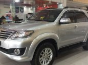 Salon ô tô Ánh Lý bán xe Toyota Fortuner 2.5G MT 2014, màu bạc