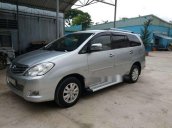 Bán xe Toyota Innova V đời 2010, màu bạc  