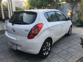 Bán xe Hyundai i20 AT sản xuất năm 2010, màu trắng, giá tốt