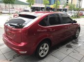 Bán xe Ford Focus sản xuất năm 2013, màu đỏ, giá cạnh tranh, giao xe nhanh