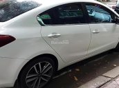 Cần bán xe Kia Cerato sản xuất năm 2018, màu trắng chính chủ, 610 triệu