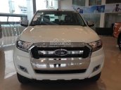 Bán Ford Ranger XLT 2.2MT 2 cầu mới 100% năm 2018, màu trắng, giá tốt. L/h 090.778.2222