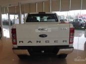 Bán Ford Ranger XLT 2.2MT 2 cầu mới 100% năm 2018, màu trắng, giá tốt. L/h 090.778.2222