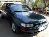 Cần bán xe Toyota Camry sản xuất 1992 giá cạnh tranh