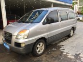 Bán Hyundai Starex năm sản xuất 2004, màu bạc, nhập khẩu nguyên chiếc, giá cạnh tranh