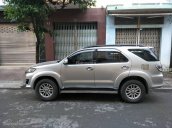 Cần bán lại xe Toyota Fortuner đời 2013, màu bạc giá cạnh tranh