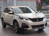 Cần bán Peugeot 3008 sản xuất năm 2018, màu trắng, nhập khẩu nguyên chiếc