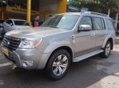 Cần bán Ford Everest AT năm sản xuất 2012, màu bạc, giá tốt